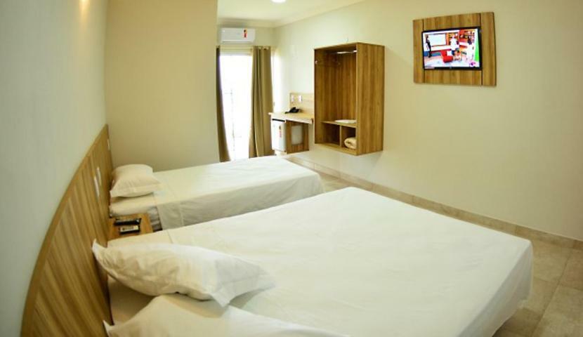 Dallas Palace Hotel Rio Paranaiba 外观 照片